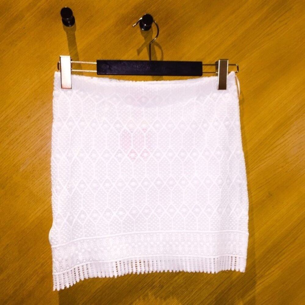 KOTON Lace White Mini Skirt Size Small NWT